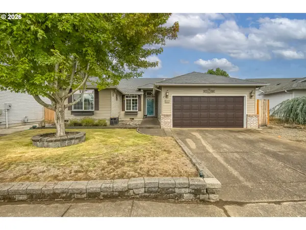 1057 Mt View Ln, Molalla, OR 97038