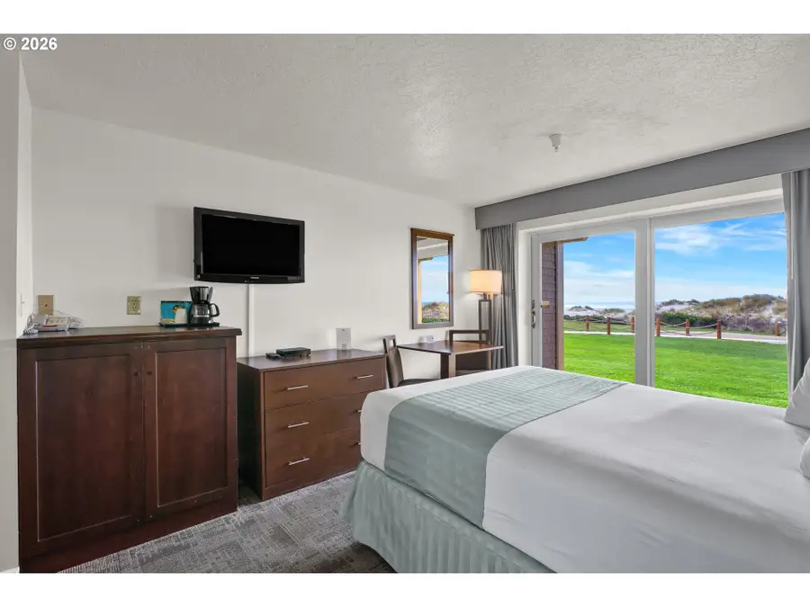 88416 1st Ave #110/112, Florence, OR 97439 - #3