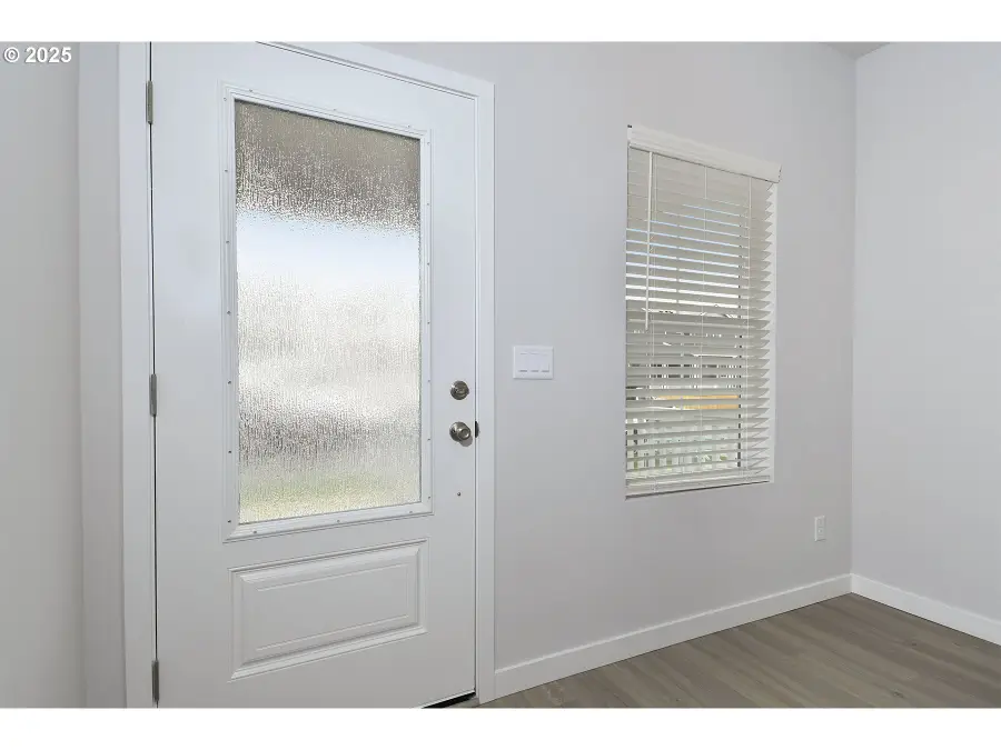 1136 Parkside Ave, Woodburn, OR 97071 - Image #3