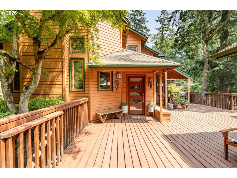 2310 Douglas Dr, Eugene, OR 97405 - #2