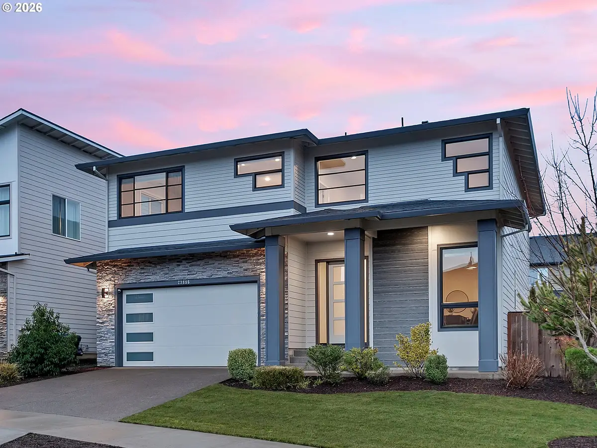 23886 SW Heron Lakes Dr, Sherwood, OR 97140 - Image #1