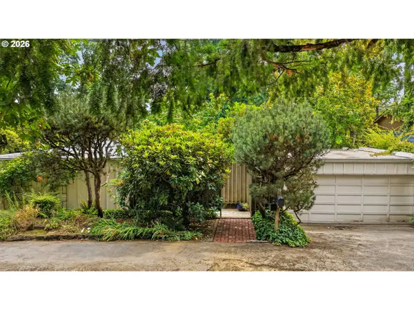 834 SW Westwood Dr, Portland, OR 97239