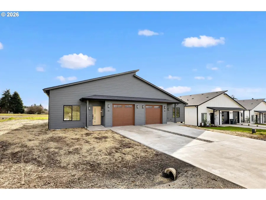 3 Anchor Way Loop #B, Cathlamet, WA 98612 - #2