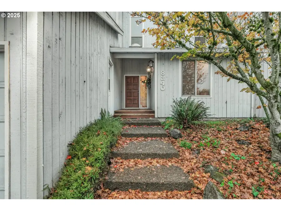 8340 SW Colony Creek Ct, Tigard, OR 97224 - Image #2