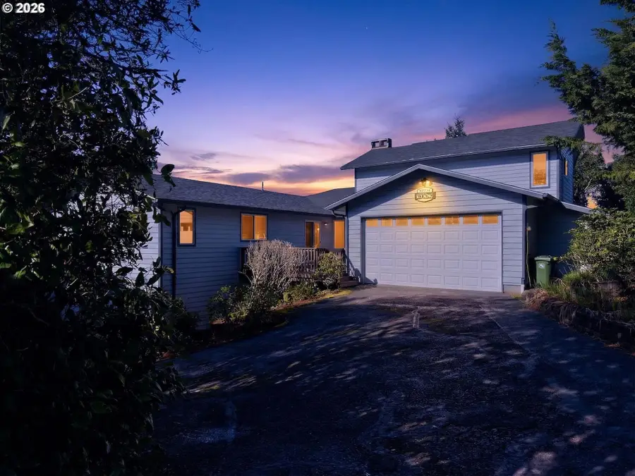 87784 Terrace View Dr, Florence, OR 97439 - #2