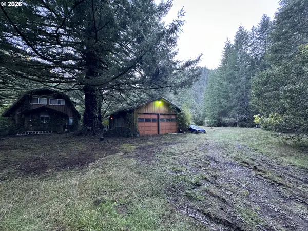 41574 Swinging Bridge Ln, PortOrford, OR 97465