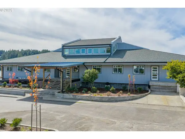 1150 Bay St #C, Florence, OR 97439