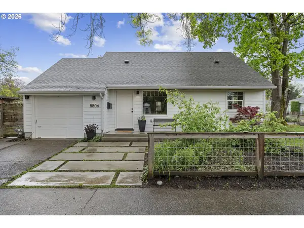 8806 SE Taylor St, Portland, OR 97216