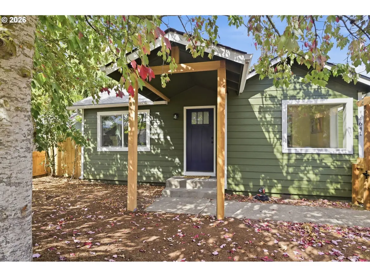 4641 Royal Ave, Eugene, OR 97402 - #1