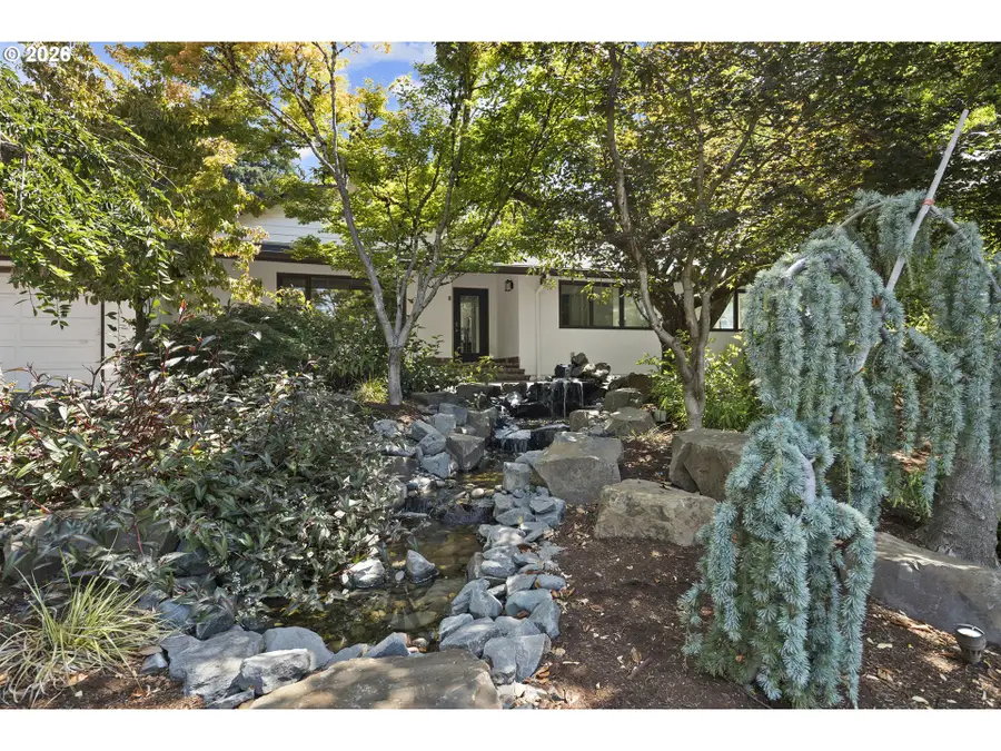 2710 SW Maple Ln, Portland, OR 97225 - #3