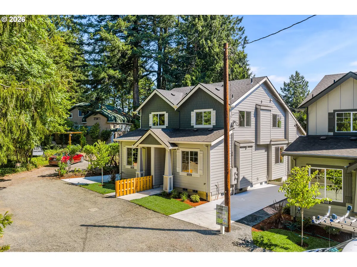 7252 SW 1st Ave, Portland, OR 97219 - #1