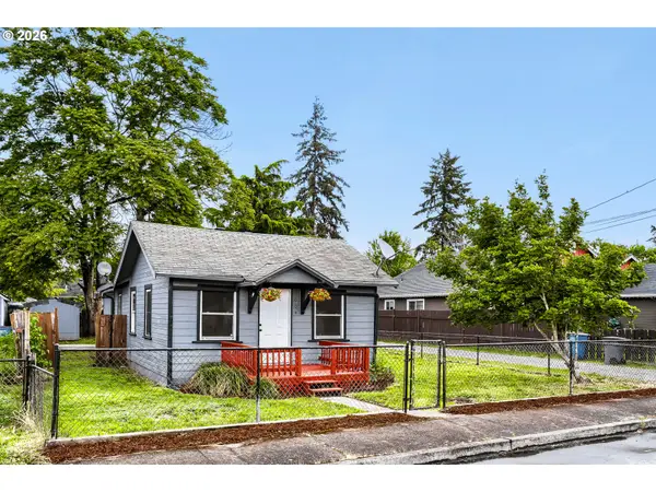 2004 E 30th St, Vancouver, WA 98663