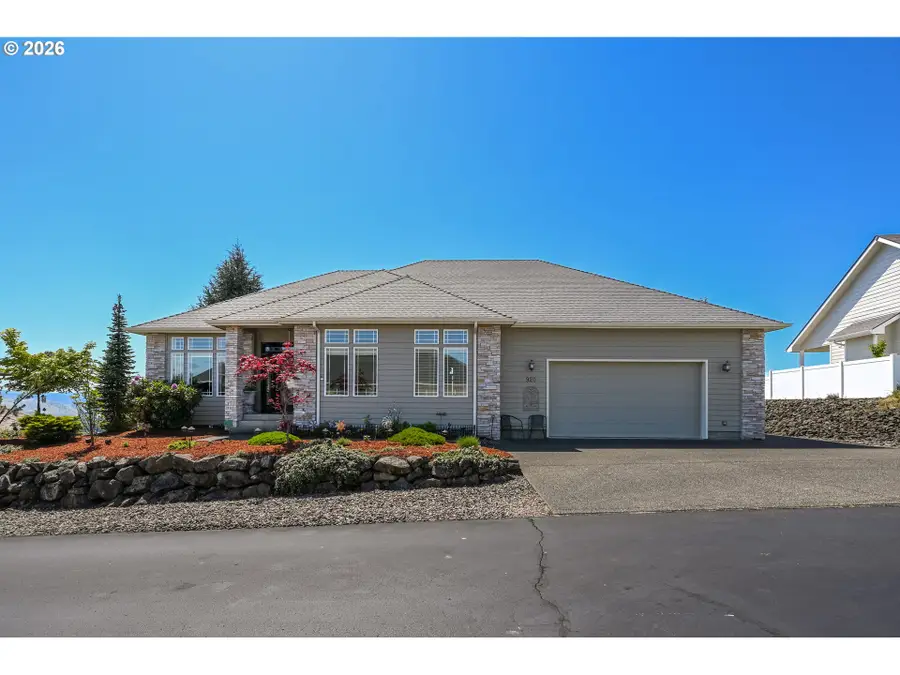 920 NE Granite Ridge St, Roseburg, OR 97470 - #2