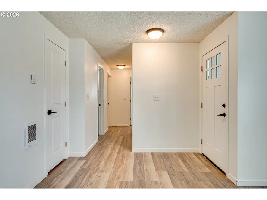 2021 35th Ave, Longview, WA 98632 - #3
