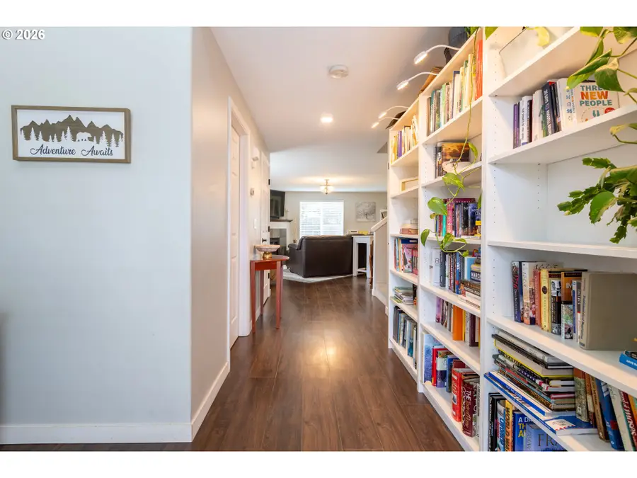 306 E 16th Pl, La Center, WA 98629 - #3