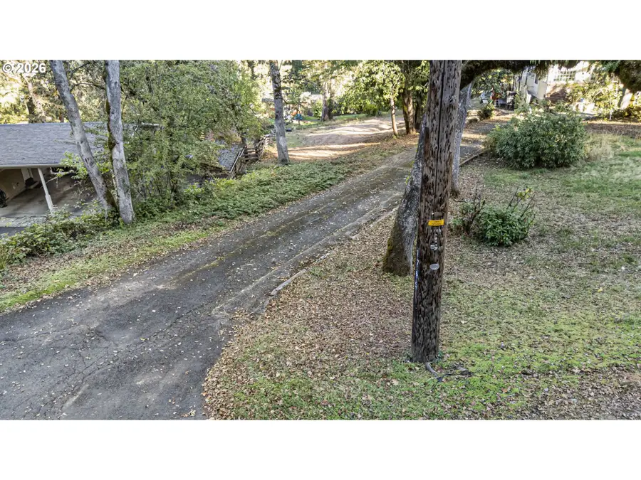 Sylvan St, Eugene, OR 97403 - #2
