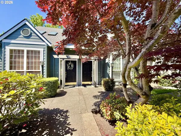 9008 NE 54th St #H33, Vancouver, WA 98662