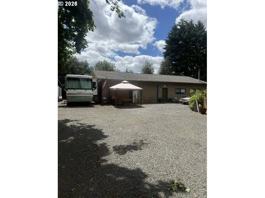 84 Green Ln, Eugene, OR 97404 - #2