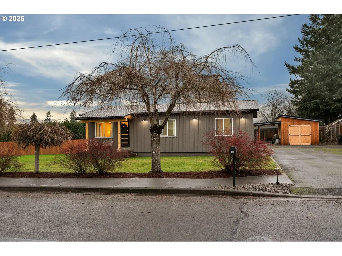 501 E Jones St, Yacolt, WA 98675 - Image #1