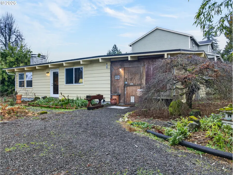 4833 SW Buddington St, Portland, OR 97219 - #2
