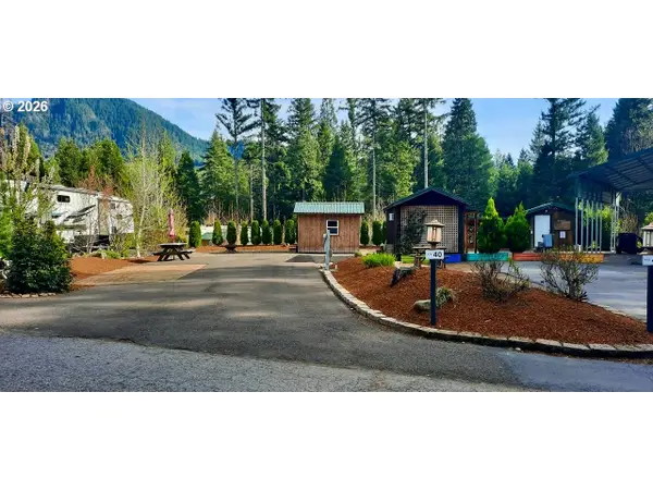 54432 Mckenzie Hwy #40, BlueRiver, OR 97413