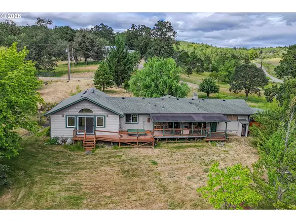 686 Murdock Dr, Oakland, OR 97462