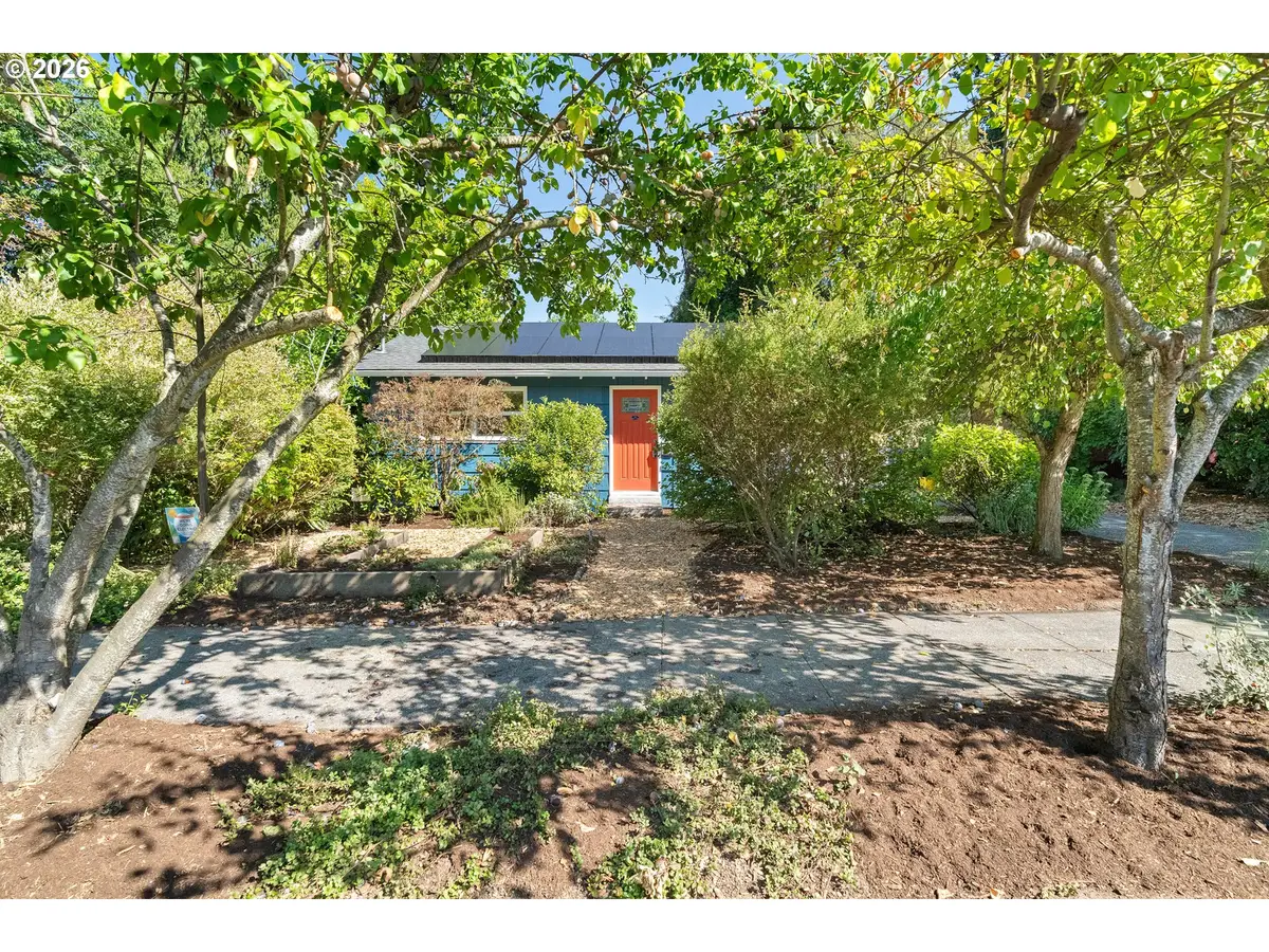 9244 N Allegheny Ave, Portland, OR 97203 - #1
