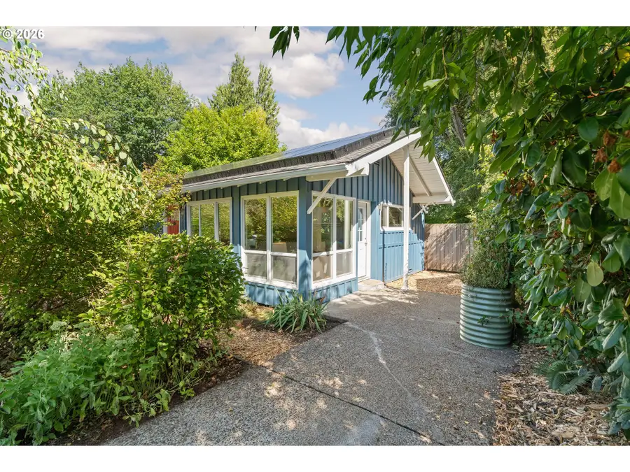 9244 N Allegheny Ave, Portland, OR 97203 - #3