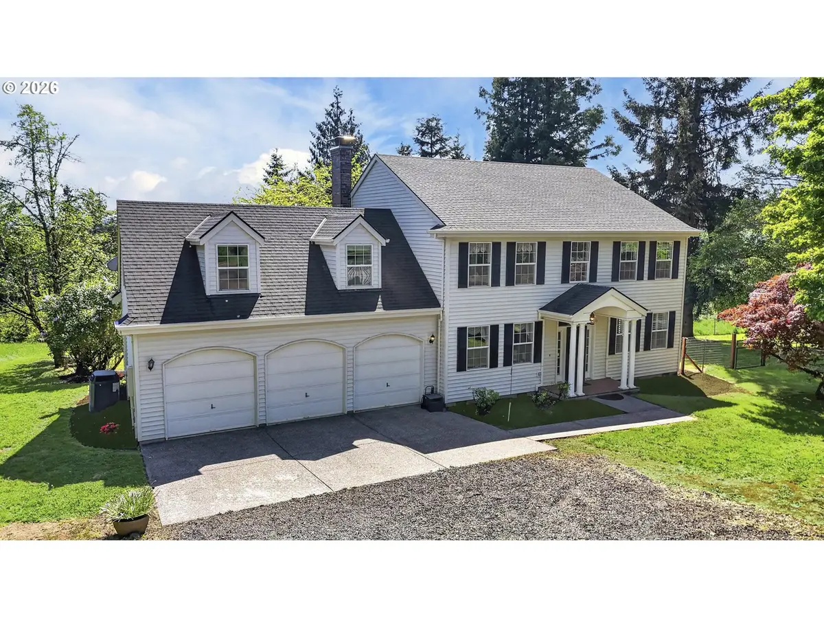 33498 Smith Rd, Saint Helens, OR 97051 - #1