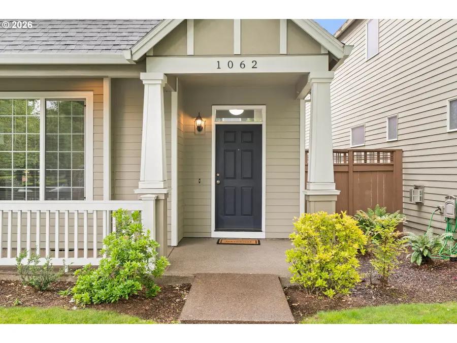 1062 SE Tamango St, Hillsboro, OR 97123 - #2