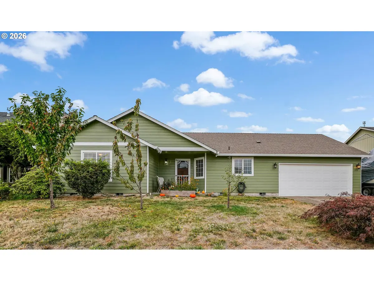 371 Hobson St, Stayton, OR 97383 - #1