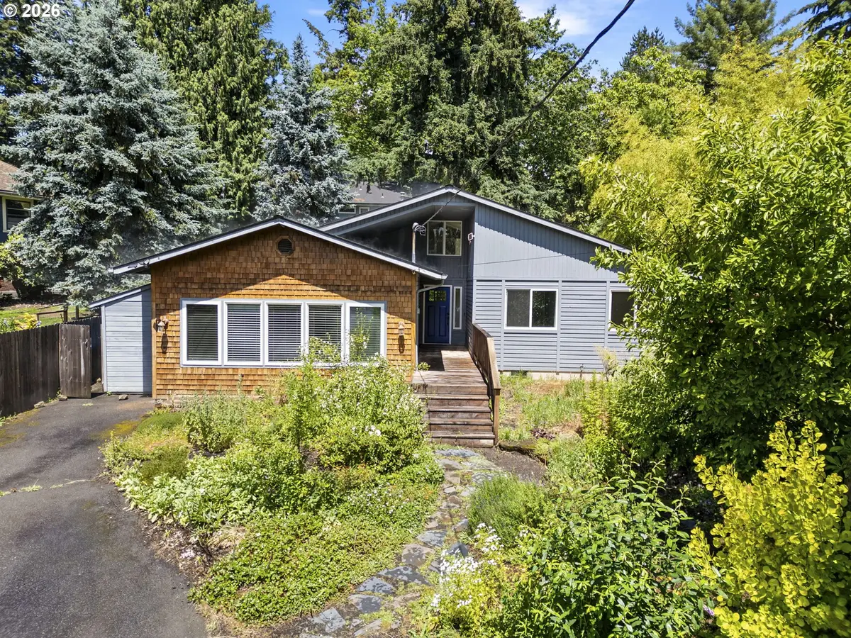 1389 SW Taylors Ferry Ct, Portland, OR 97219 - #1