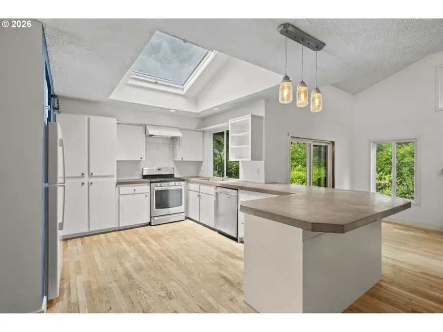 1389 SW Taylors Ferry Ct, Portland, OR 97219 - #3