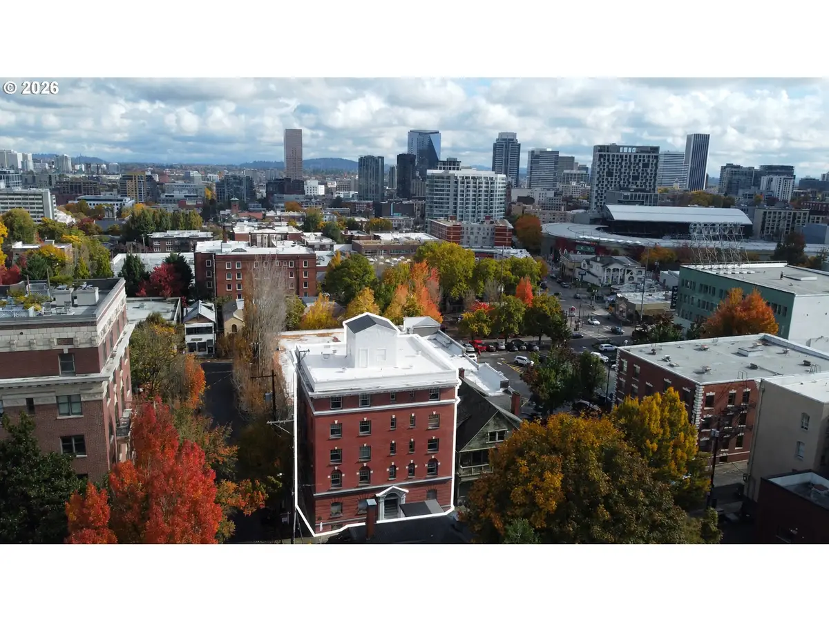 118 NW King Ave #52, Portland, OR 97210 - #1