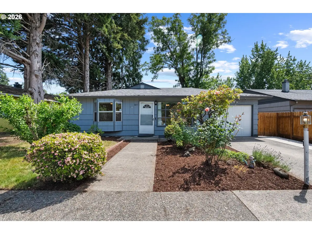 3215 E 30th St, Vancouver, WA 98661 - #1