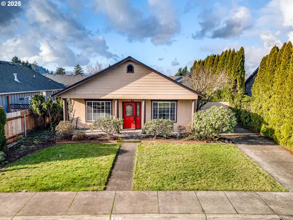 83 Sunday Dr, Creswell, OR 97426