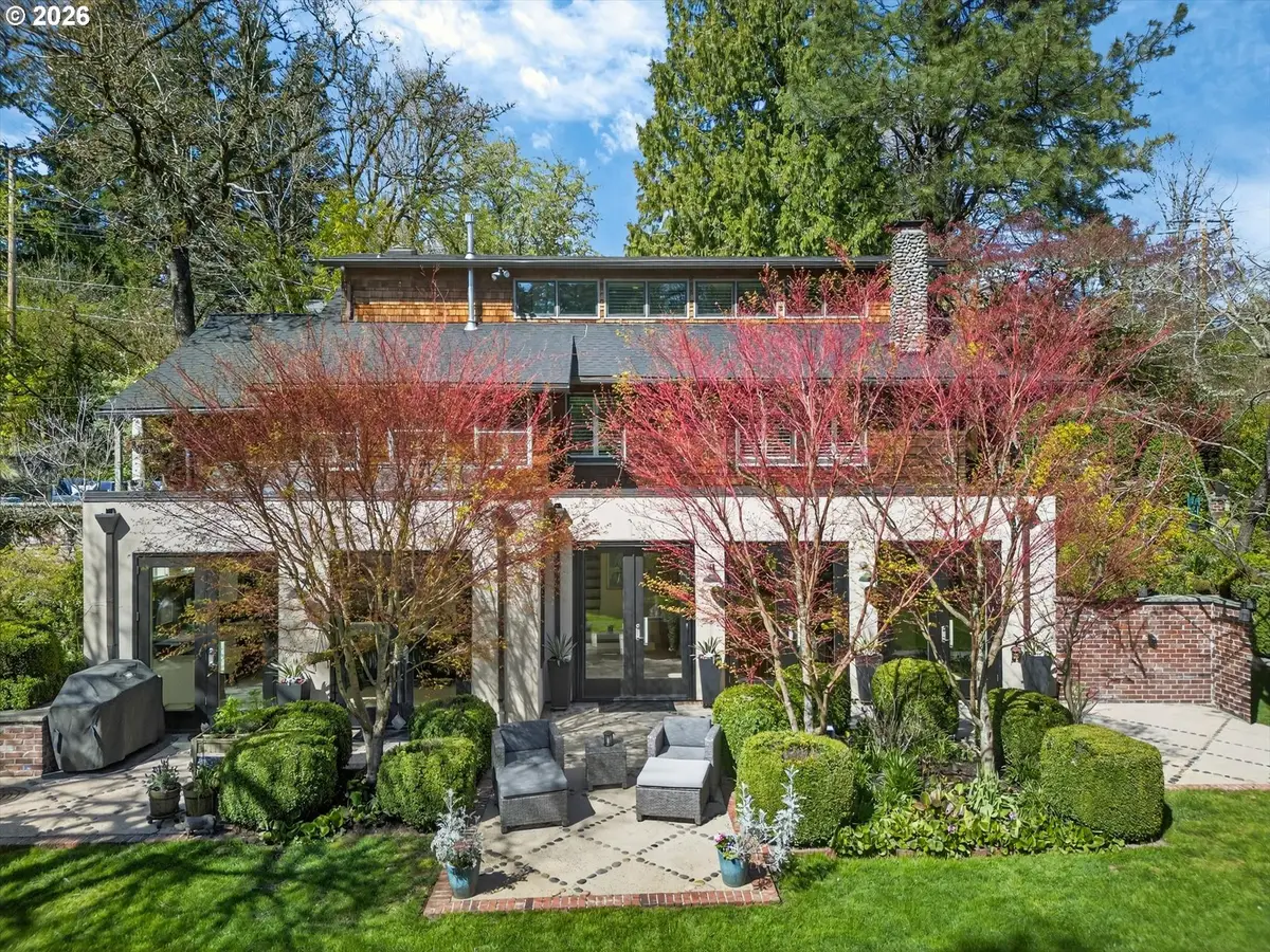 921 SW 57th Ave, Portland, OR 97221 - #1