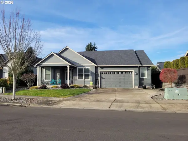 731 N 47th Ave, Ridgefield, WA 98642