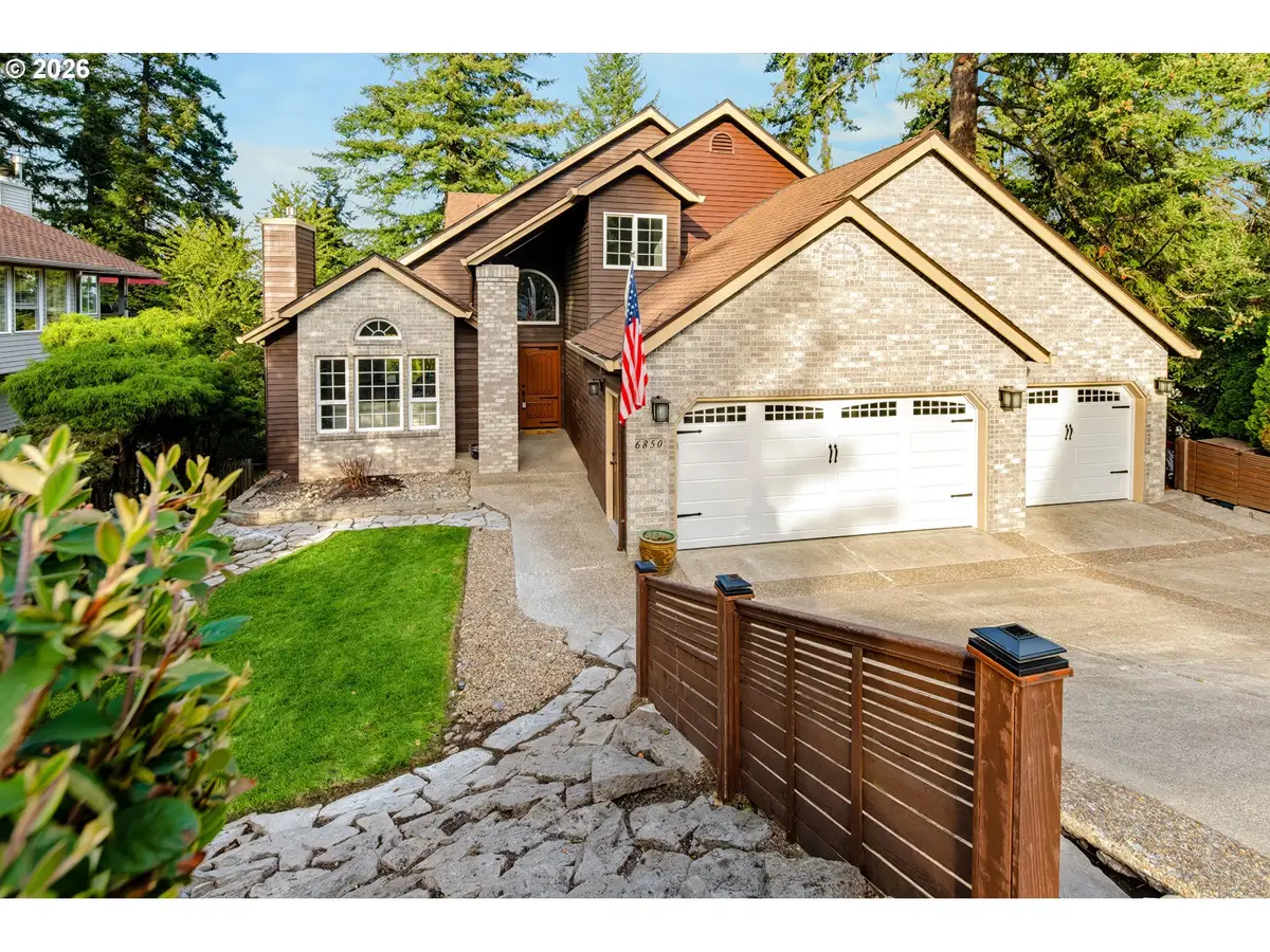 6850 Apollo Rd, Northwest Clackamas, OR 97068 - #1