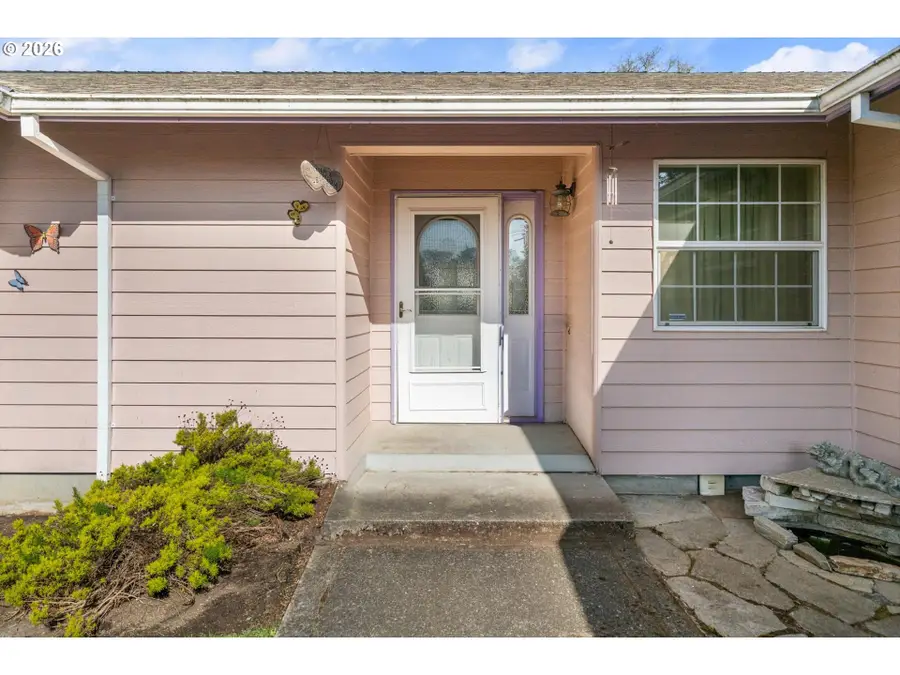 2672 Columbia Blvd, Saint Helens, OR 97051 - #3