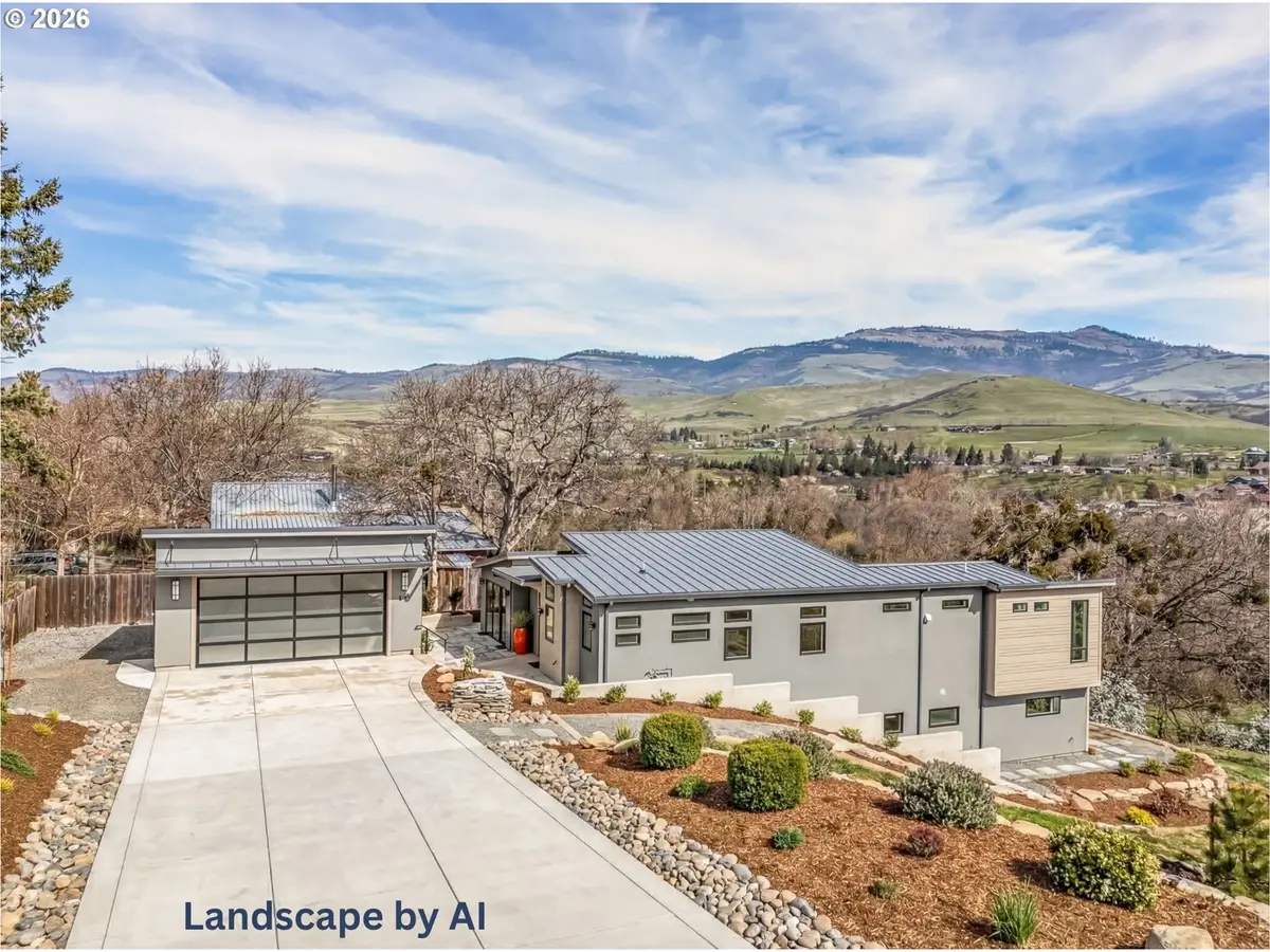 852 Oak St, Ashland, OR 97520 - #1