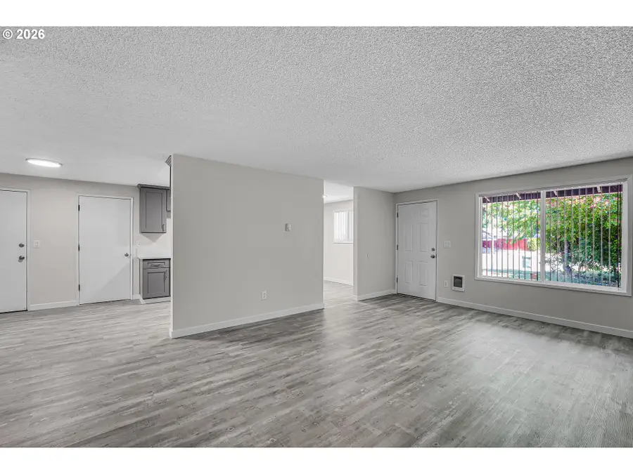 1829 NE 23rd Ct, Hillsboro, OR 97124 - #2