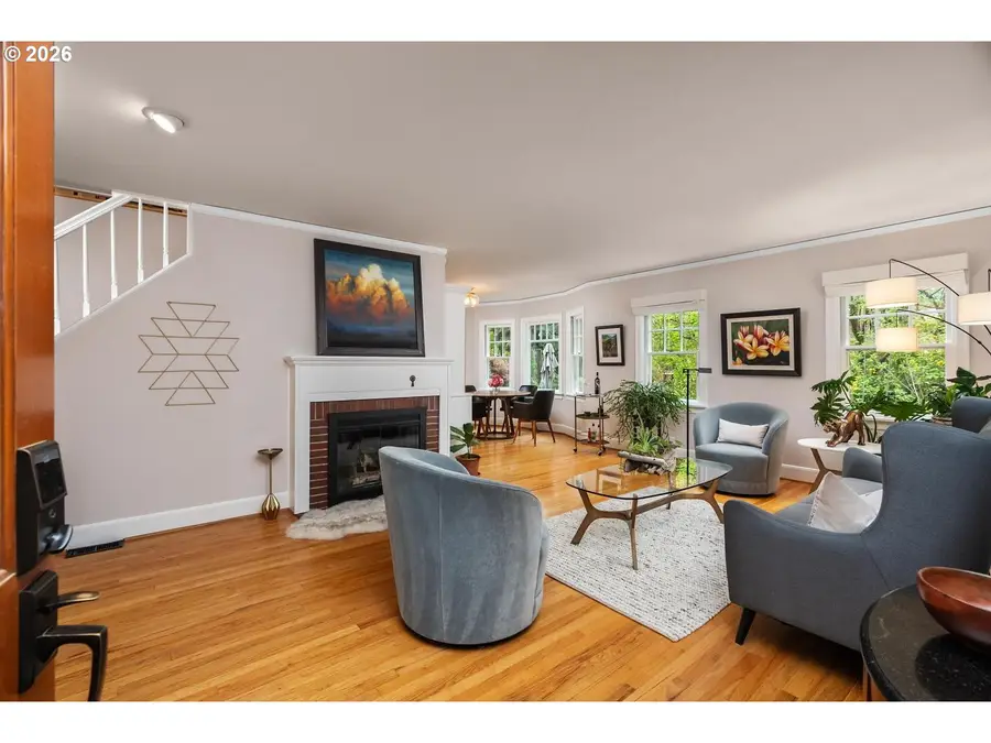 8952 SW 25th Ave, Portland, OR 97219 - #3