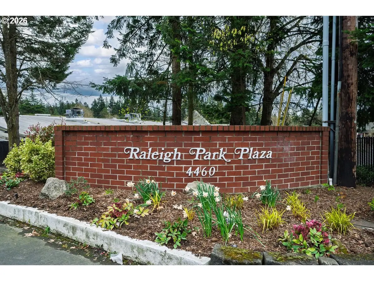 4460 SW Scholls Ferry Rd #6A, Portland, OR 97225 - #1