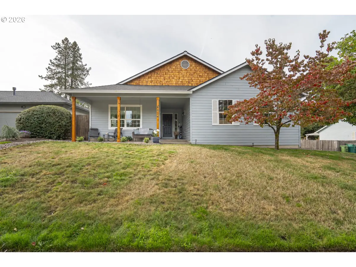 824 E Edgewood Dr, Newberg, OR 97132 - #1