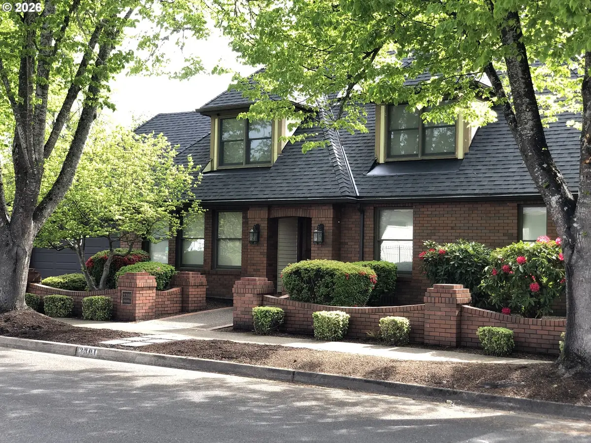 3301 Bardell Ave, Eugene, OR 97401 - #1