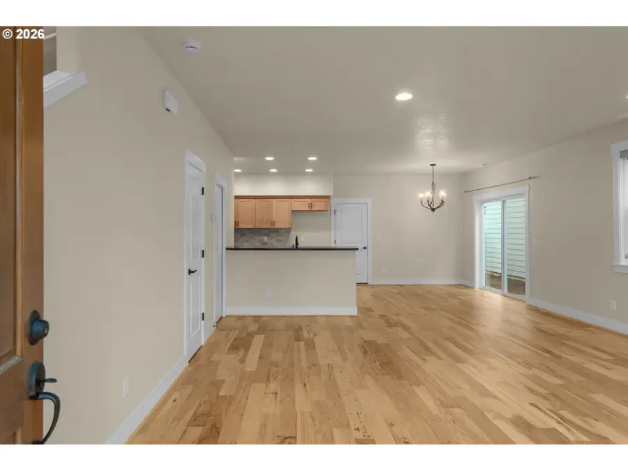 302 SW 203rd Ter, Beaverton, OR 97006 - Image #3