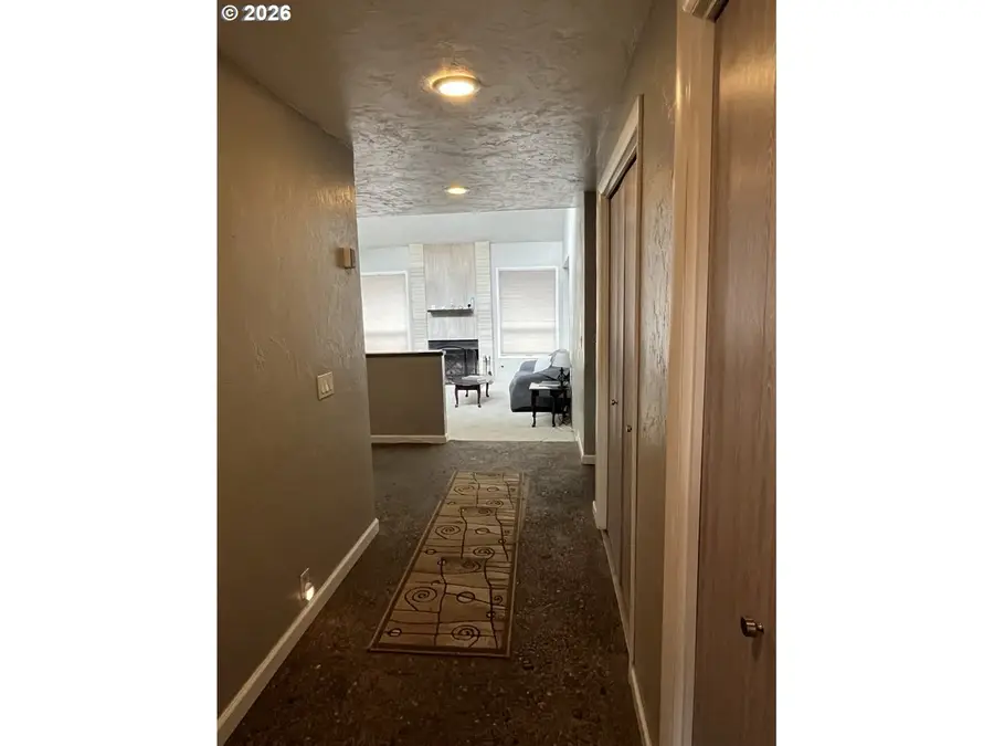 1135 Lakewood Dr Sw, Albany, OR 97321 - #2