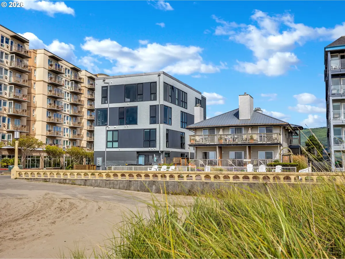 321 S Prom #A, Seaside, OR 97138 - #1