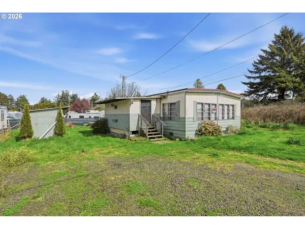 91319 Grinnell Ln, CoosBay, OR 97420